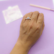 Cargar imagen en el visor de la galería, Anillo Plata Compromiso Shine