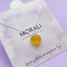 Cargar imagen en el visor de la galería, Dije Plata Corazón Ágata Amarilla
