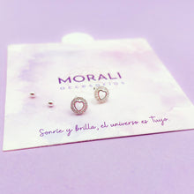 Cargar imagen en el visor de la galería, Aretes Plata Corazón Cierre de Seguridad
