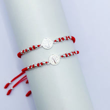 Cargar imagen en el visor de la galería, Pulseras Plata Pareja San Benito Rojas
