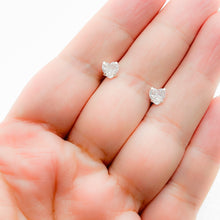 Cargar imagen en el visor de la galería, Aretes Plata Corazón Circón 5 mm
