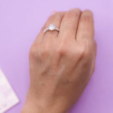 Cargar imagen en el visor de la galería, Anillo Plata Compromiso Deluxe
