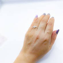 Cargar imagen en el visor de la galería, Anillo Plata Compromiso Circón
